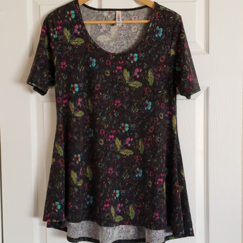 Lularoe perfect tee
